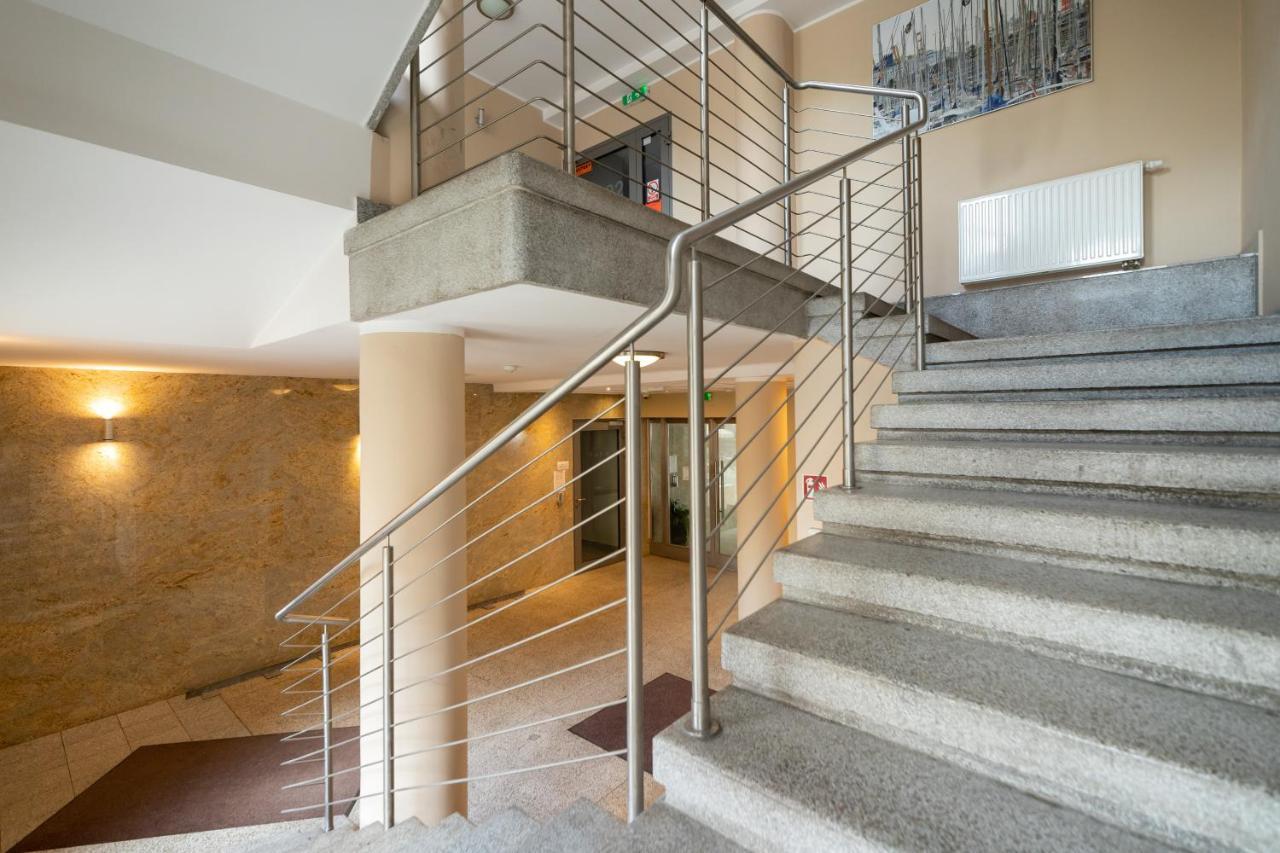 Lea Apartments Krakow Krowodrza By Noclegi Renters Exterior foto
